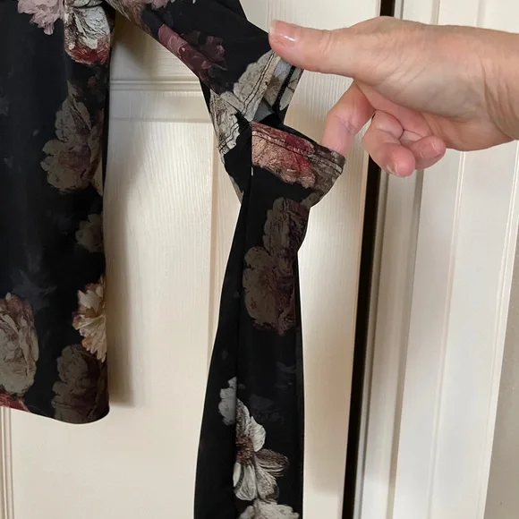 Designer top- Preen by Thornton Bregazzi. Original print design. New with tags. - Picture 3 of 4